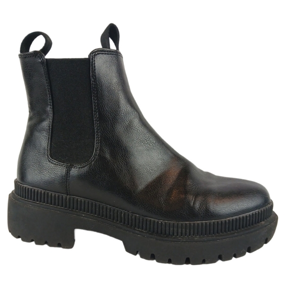 H&M 7 Black Chelsea Chunky Ankle Boots Loops Elasticized Solid Platform Bootie - Picture 10 of 15